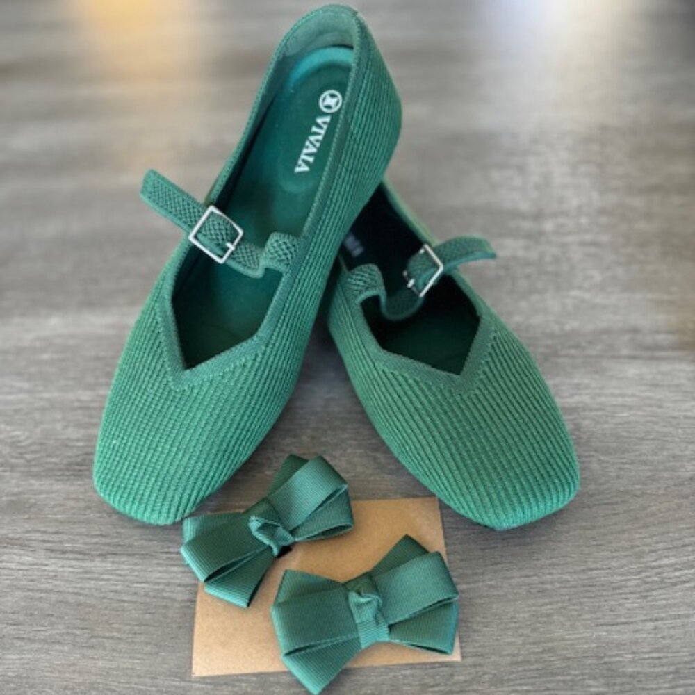 Vivaia Margo Mary-Jane /Forest Green/SZ 8 plus removable bows